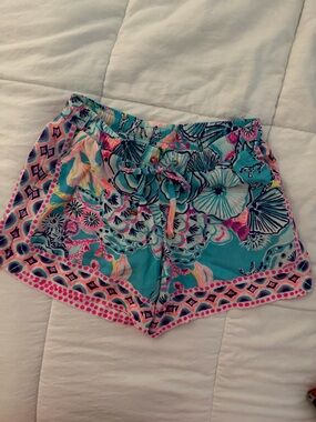 Lilly Pulitzer shorts size XXsmall